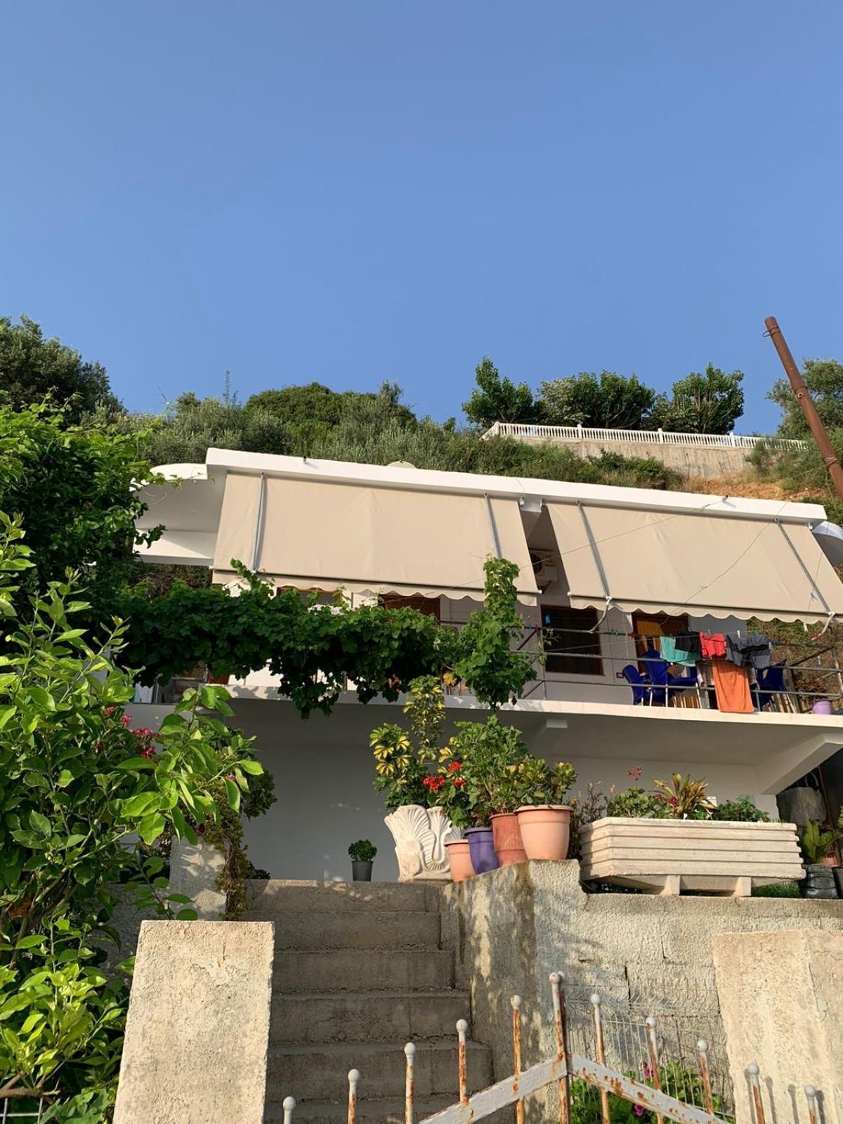 Apartment Sea La Vie Anesti *